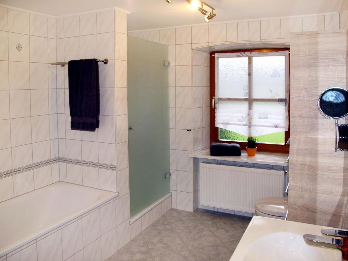 Apartment Freisinger-1 By Interhome Zachenberg Esterno foto